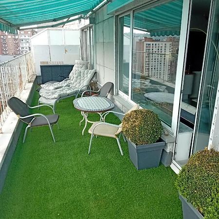 Liege Centre Mediacite Appartement Possible Parking Terrasse Immense 8Eme Pour 2 Personnes Εξωτερικό φωτογραφία
