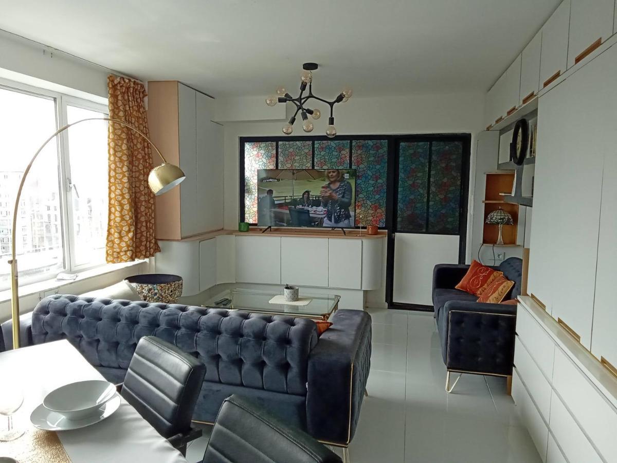 Liege Centre Mediacite Appartement Possible Parking Terrasse Immense 8Eme Pour 2 Personnes Εξωτερικό φωτογραφία