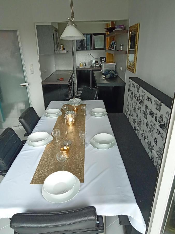 Liege Centre Mediacite Appartement Possible Parking Terrasse Immense 8Eme Pour 2 Personnes Εξωτερικό φωτογραφία