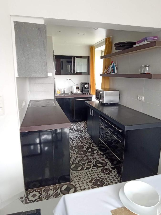 Liege Centre Mediacite Appartement Possible Parking Terrasse Immense 8Eme Pour 2 Personnes Εξωτερικό φωτογραφία