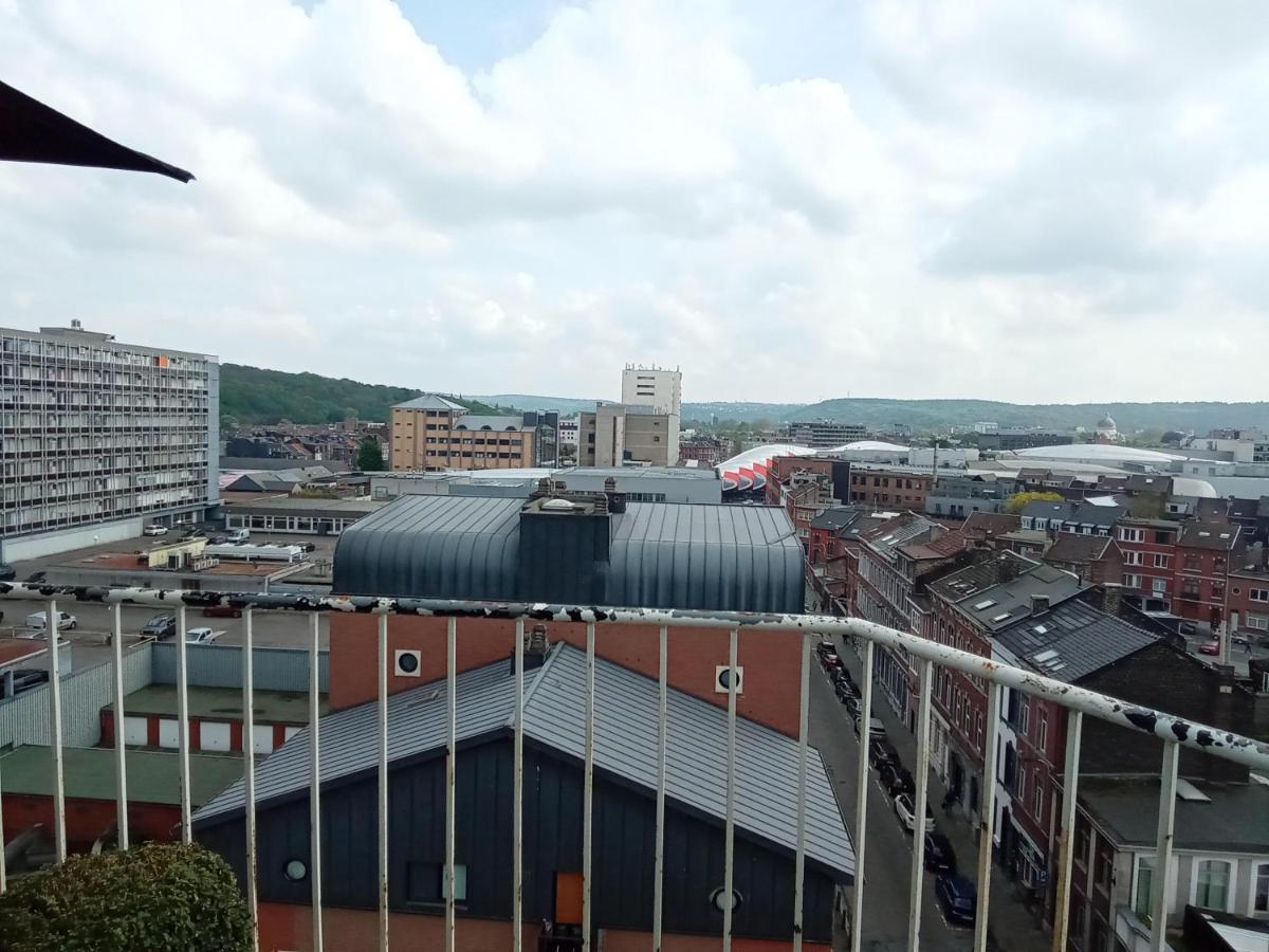 Liege Centre Mediacite Appartement Possible Parking Terrasse Immense 8Eme Pour 2 Personnes Εξωτερικό φωτογραφία